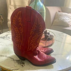 Red cowgirl boots - Laredo